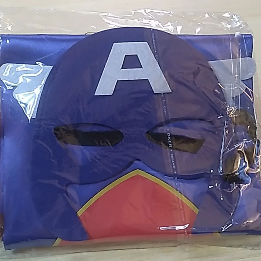 Superhero Cape Capt American Satin Cape wash in cold & air dry 26.5 x 26 inches - Picture 2 of 4